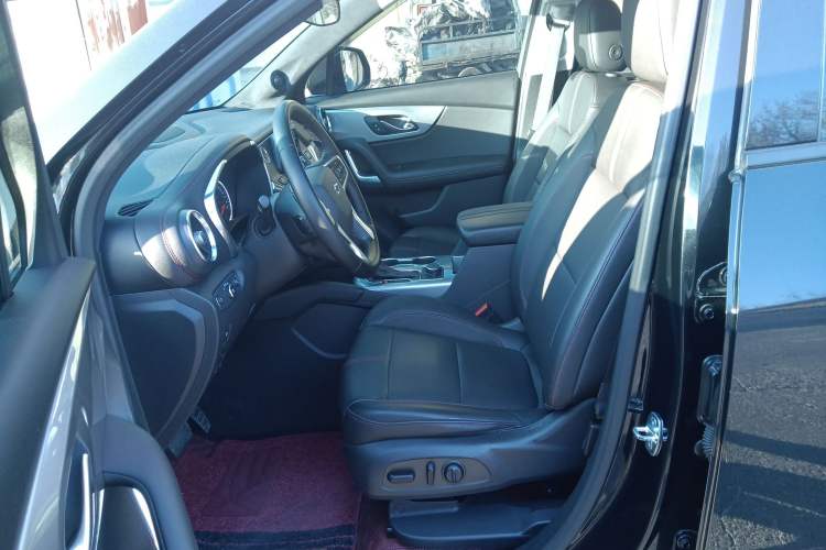 Used Chevrolet Blazer 2020 Redline 650T 5-Seater Model
