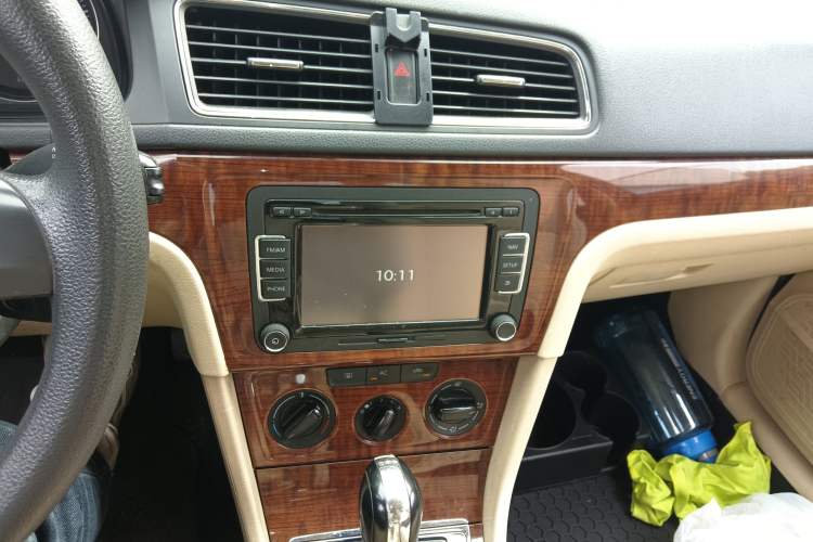 Used Volkswagen Lavida 2013 1.4TSI DSG Comfort Edition Audio And AC Panel