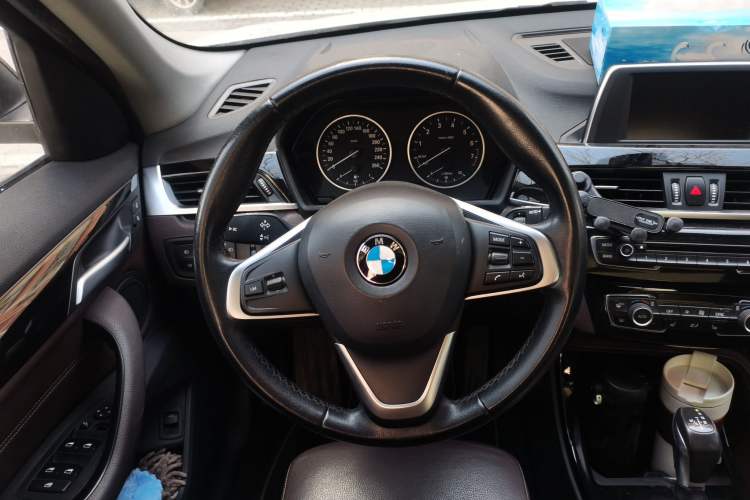 Used BMW X1 2016 sDrive20Li Luxury Model Steering Wheel