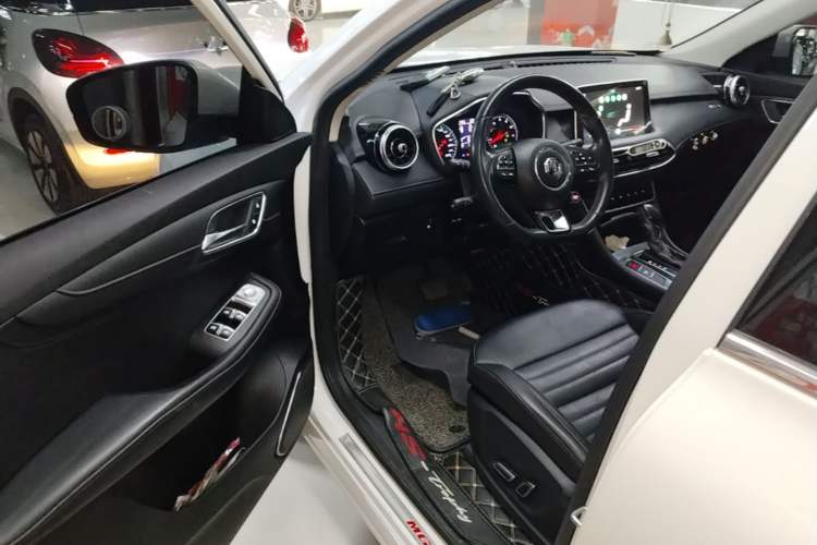 Used MG HS 2019 20T Automatic Two-Wheel Drive Trophy Super Sport Version China VI Standard Driver Seat