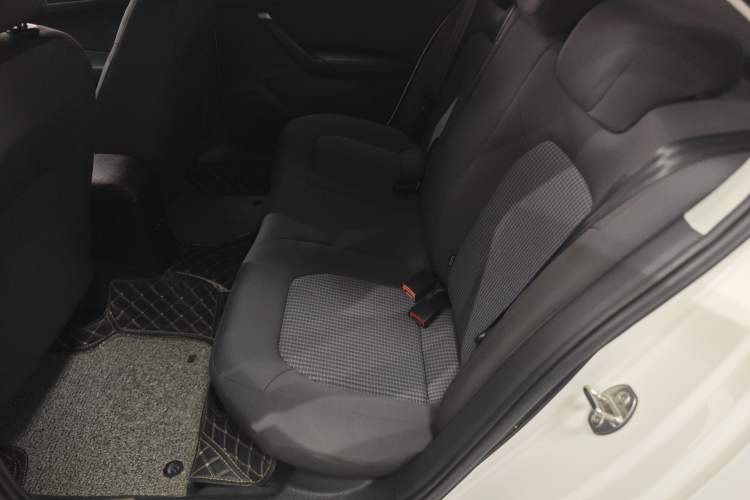 Used Volkswagen Santana 2021 1.5L Automatic Fashion Edition Left Rear Seat