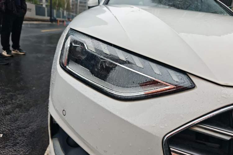 Used Audi A4L 2020 40 TFSI Fashionable and Elegant Model