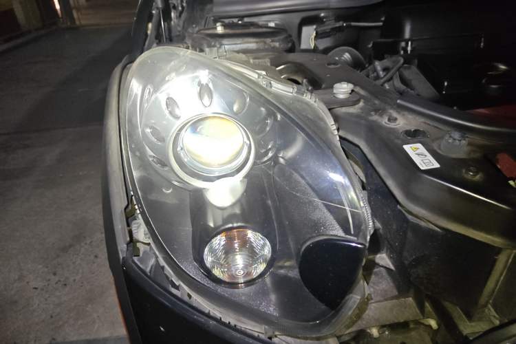 Used MINI JCM COUNTRYMAN 2014 1.6T JOHN COOPER WORKS ALL4 Right Front Headlight