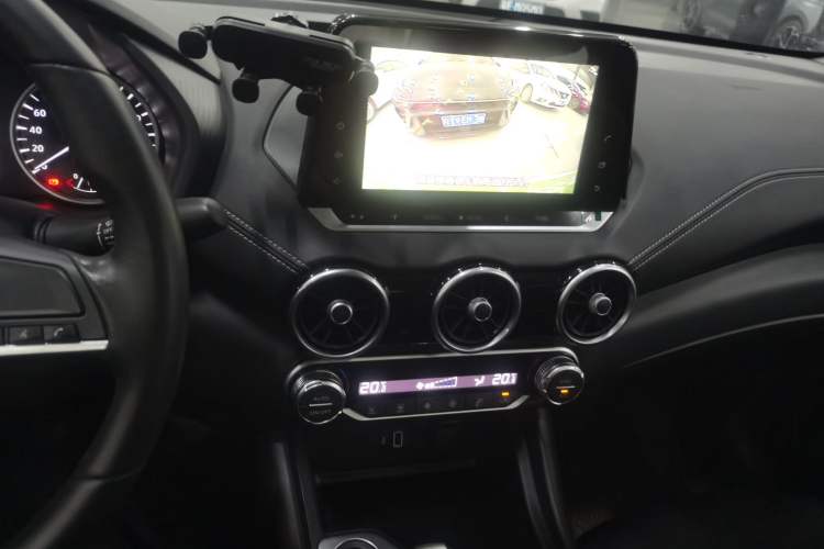 Used Nissan Sylphy 2022 1.6L XL CVT Enjoyment Edition Audio And AC Panel