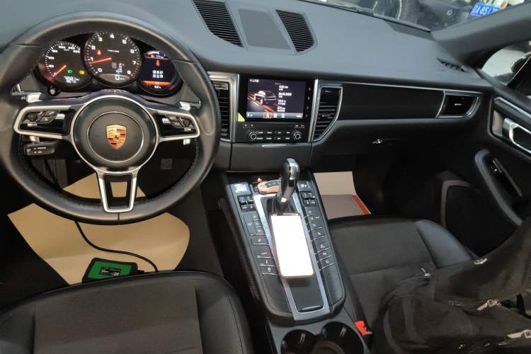 Used Porsche Macan 2017 Macan 2.0T
