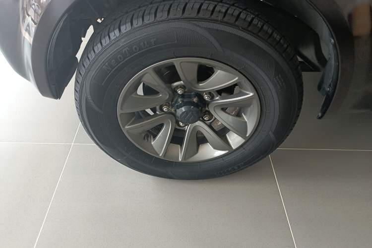 Used Suzuki Jimny 2015 1.3L AT JLX Navigation Edition