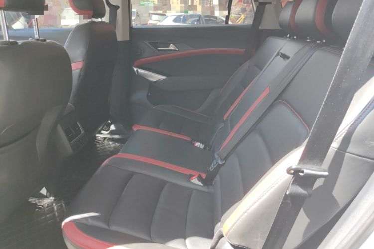 Used SOL X8 2021 300T DCT Leading Smart Connectivity Version 7 Seats Left Rear Seat