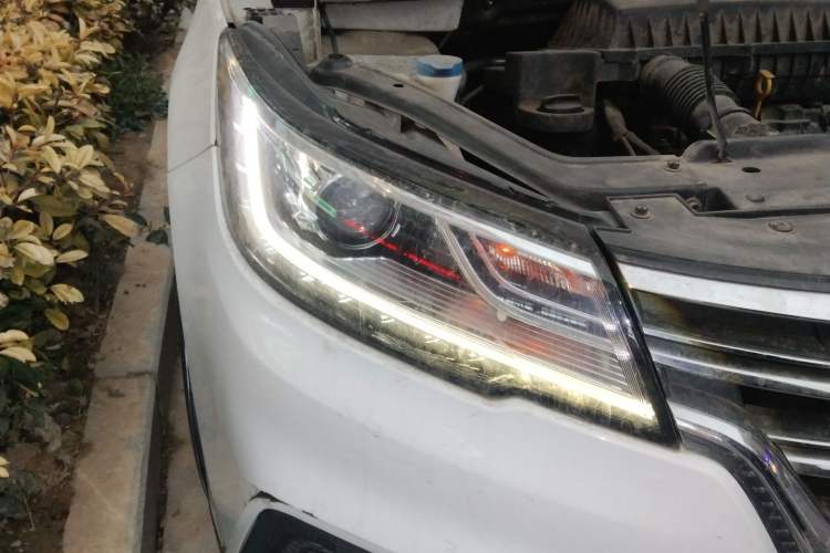 Used Roewe RX3 2018 1.6L Manual Flagship Edition
