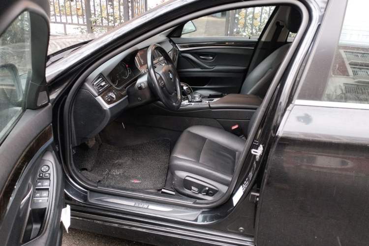 Used BMW 5 Series 2014 528Li xDrive Premium Edition