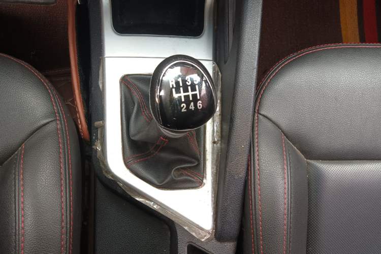 Used JAC Refine S3 2015 1.5L Manual Luxury Smart Deluxe Edition
