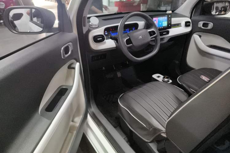 Used Geely Galaxy Panda 2025 210 km – Yuanqi Bear
