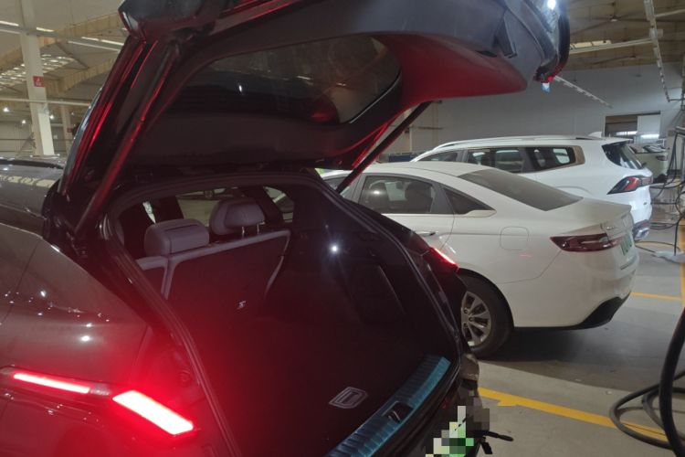 Used Lynk & Co 08 EM-P 2023 120km Long-Range Halo Trunk