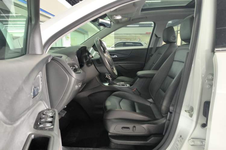 Used Chevrolet Equinox 2022 535T YuJie Edition