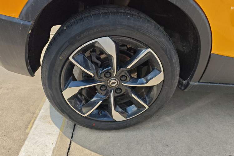 Used Dongfeng Aeolus AX4 2017 1.6L DCT Trendy Style
