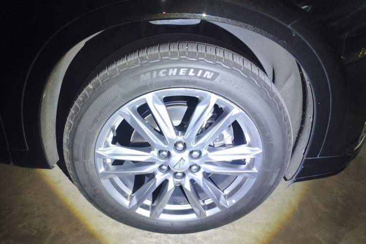 Used Cadillac XT6 2021 2.0T Six-Seater Four-Wheel-Drive Luxury Version
