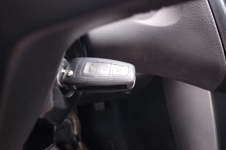 Used Ford Focus 2017 Hatchback 1.6L Automatic Comfort Plus SmartDrive Edition Vehicle Key