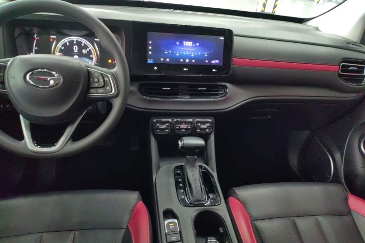 Used GAC Trumpchi GS3 2022 POWER 270T Automatic Luxury Edition Audio And AC Panel