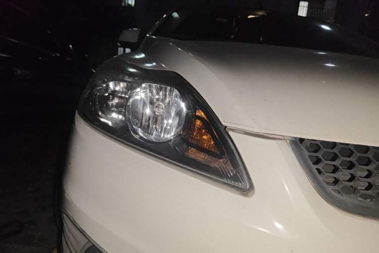 Used Ford Focus 2013 Hatchback Classic 1.8L Automatic Base Model
