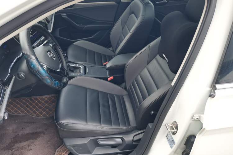 Used Volkswagen Sagitar 2021 280TSI DSG Comfort Connect Edition Left Front Seat