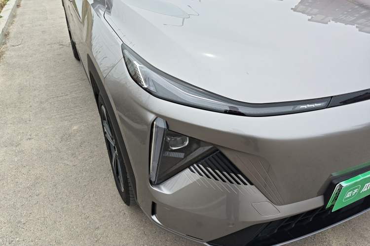 Used Geely Galaxy L7 2024 1.5T 115 km PLUS Dragon Edition Right Front Headlight