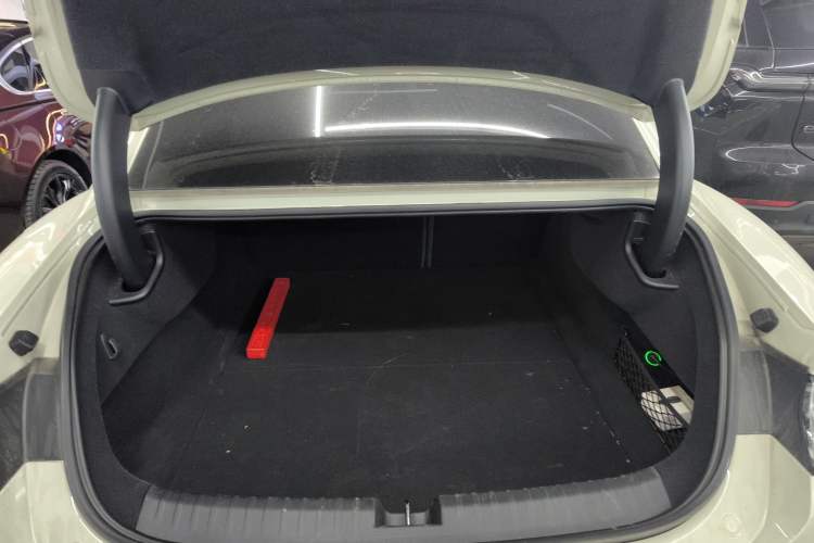 Used Xiaomi Auto SU7 2024 Rear-Drive Long-Range Intelligent Driving Version