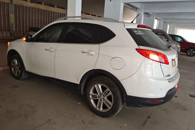 Used GAC Trumpchi GS5 2014 2.0L Manual Two-Wheel Drive Anniversary Value Edition