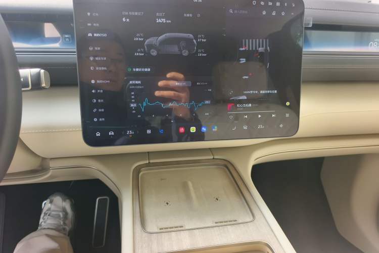 Used Nio ES8 2026 Model 6-seat Executive Luxury Edition Audio And AC Panel