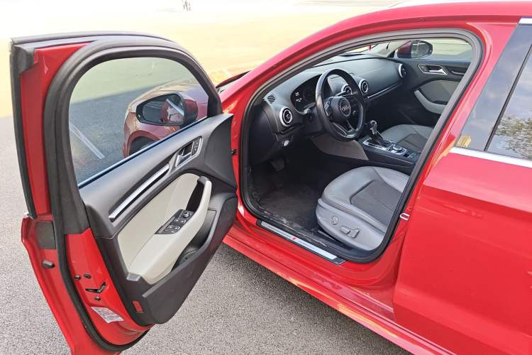 Used Audi A3 2018 30th Anniversary Edition Limousine 35 TFSI Fashion Model Driver Seat