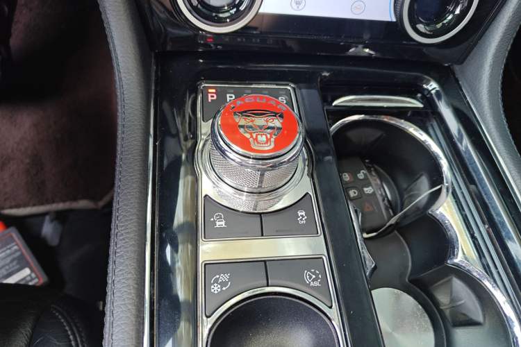 Used Jaguar XJ 2016 XJL 3.0 SC Two-Wheel-Drive Elegant Business Edition