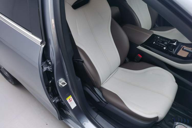 Used BYD Qin PLUS 2023 Champion Edition DM-i 55KM Leading Model Right Front Seat