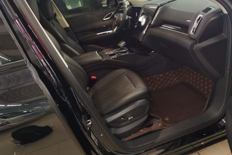 Used Hongqi HS3 PHEV 2024 PHEV 115km Jingwei Edition Right Front Seat