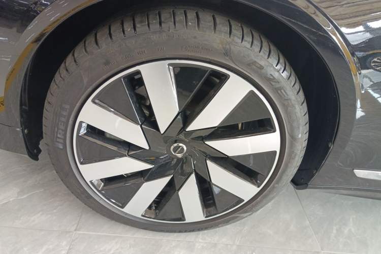 Used Volvo S90 New Energy 2024 Plug-in Hybrid Four-Wheel Drive Long-Range Luxury Smart Edition