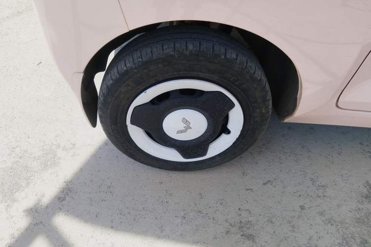 Used Wuling Hongguang MINIEV 2021 Macaron Premium Model – Lithium Iron Phosphate
