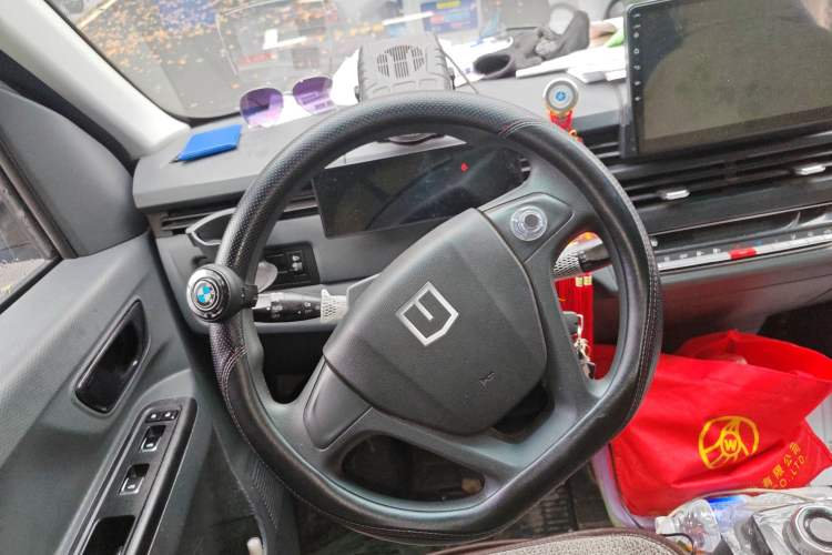Used Farizon Xingxiang V 2024 Star Enjoy V6E Feature Edition Zhixin 46.08 kWh Steering Wheel
