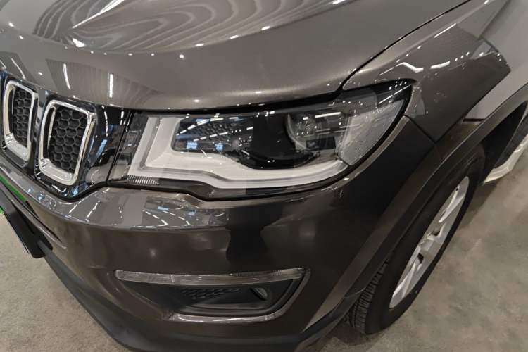 Used Jeep Compass 2019 220T Automatic Family Edition