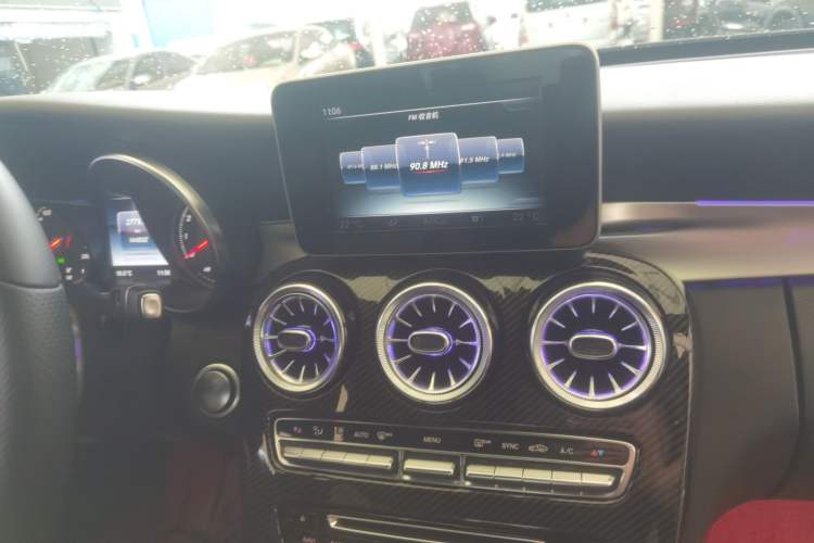 Used Mercedes-Benz C-Class 2016 C 200 Sport Edition Audio And AC Panel