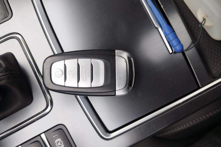 Used Hongqi H5 2022 Classic Model 1.8T Automatic Smart Connect Flagship Edition