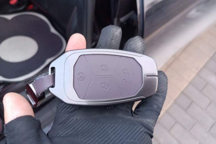 Used Lynk & Co 03 2019 1.5TD DCT JingPro Edition China VI Standard Vehicle Key