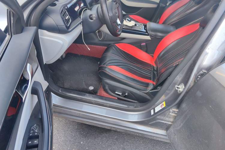 Used BYD Qin PLUS 2021 DM-i 55KM Flagship Model Driver Seat