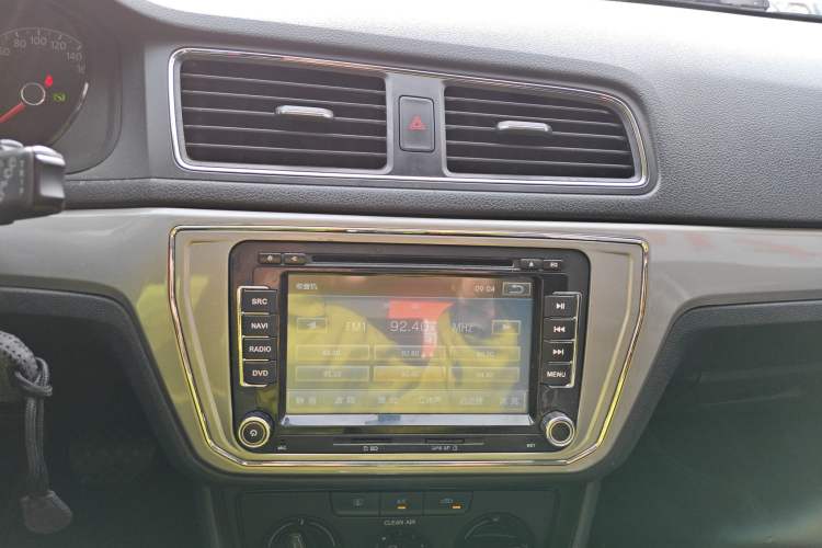 Used Volkswagen Gran Lavida 2015 1.6L Automatic Fashion Edition