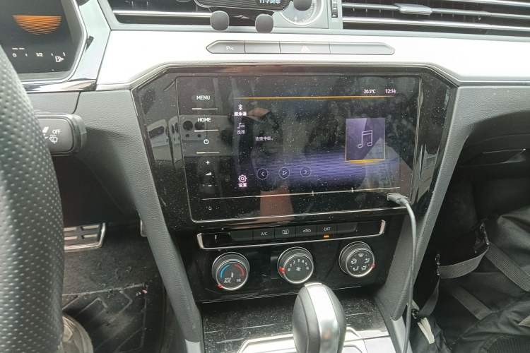 Used Volkswagen Magotan 2023 2 Million Units Limited-Edition 280TSI DSG Comfort Version
