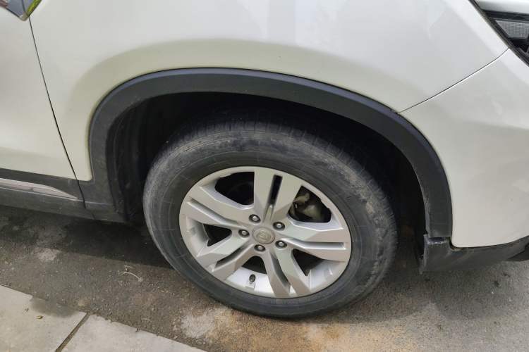 Used CHANGAN CS75 2016 1.8T Automatic Elite Model China V Standard Right Front Wheel Hub