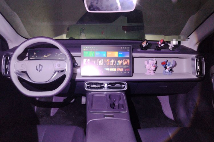 Used Leapmotor B01 2025 550 Enjoyment Edition Center Console