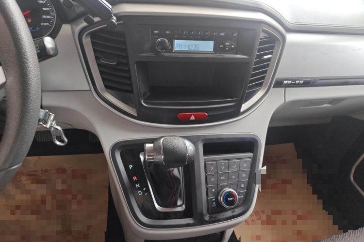 Used JAC Refine M4 2022 2.0 TGDI Automatic Business Edition
