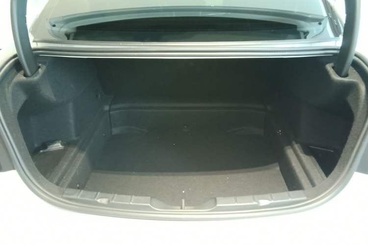 Used BMW 1 Series 2020 125i Leading Model M Sport Package Trunk