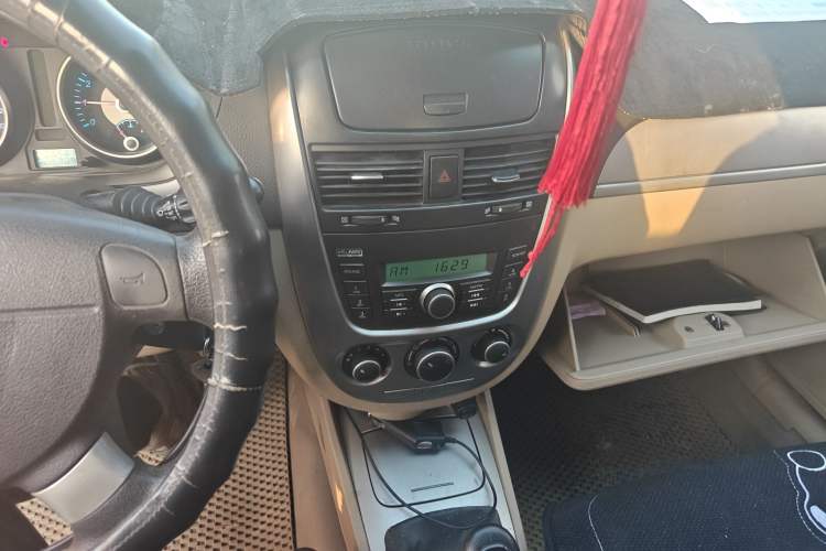 Used Buick Excelle 2011 1.6 LX-MT