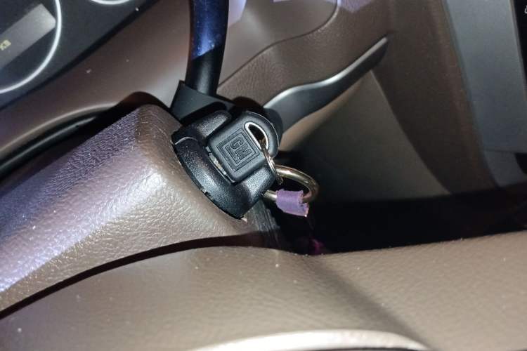 Used Buick GL8 2014 2.4L Classic Edition