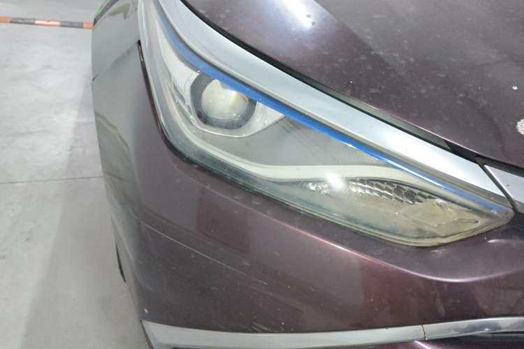 Used Toyota Levin 2016 Dual-Engine 1.8H GS E-CVT Elite Model with Sunroof Right Front Headlight