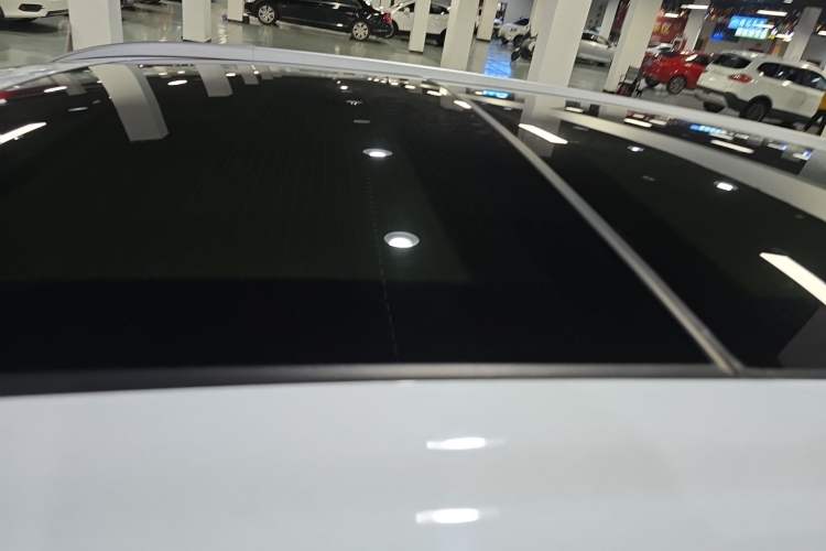 Used Geely Auto Emgrand X7 Sport 2018 1.8TD Automatic Two-Wheel Drive Smart Connect 4G Internet Edition Roof