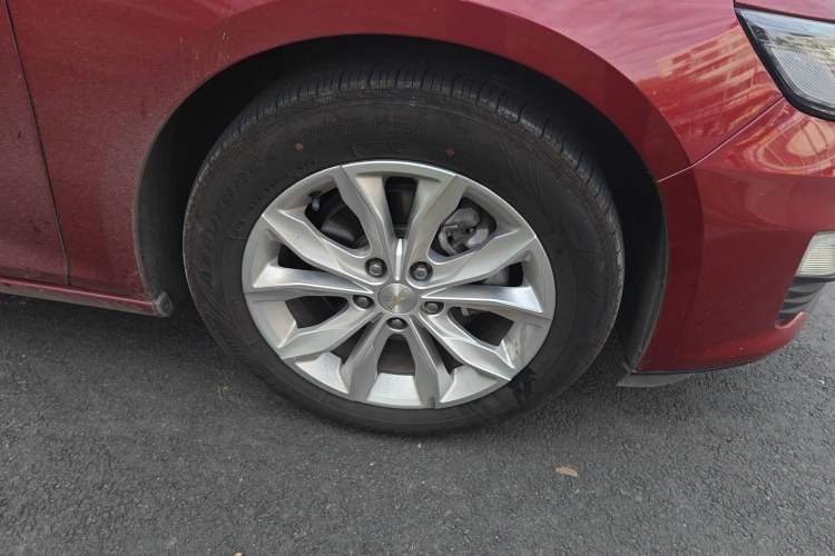 Used Chevrolet Malibu XL 2019 535T CVT RuiLian Edition Right Front Wheel Hub